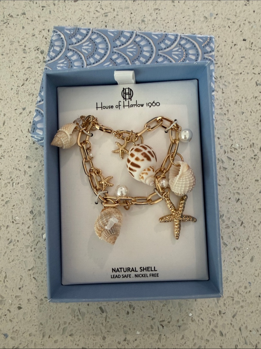 House of Harlow 1960 Gold Shell & Starfish Charm Bracelet - Beige and White